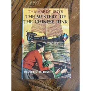 The Mystery of The Chinese Junk - The Hardy Boys - Book 39 by F. W. Dixon 1960